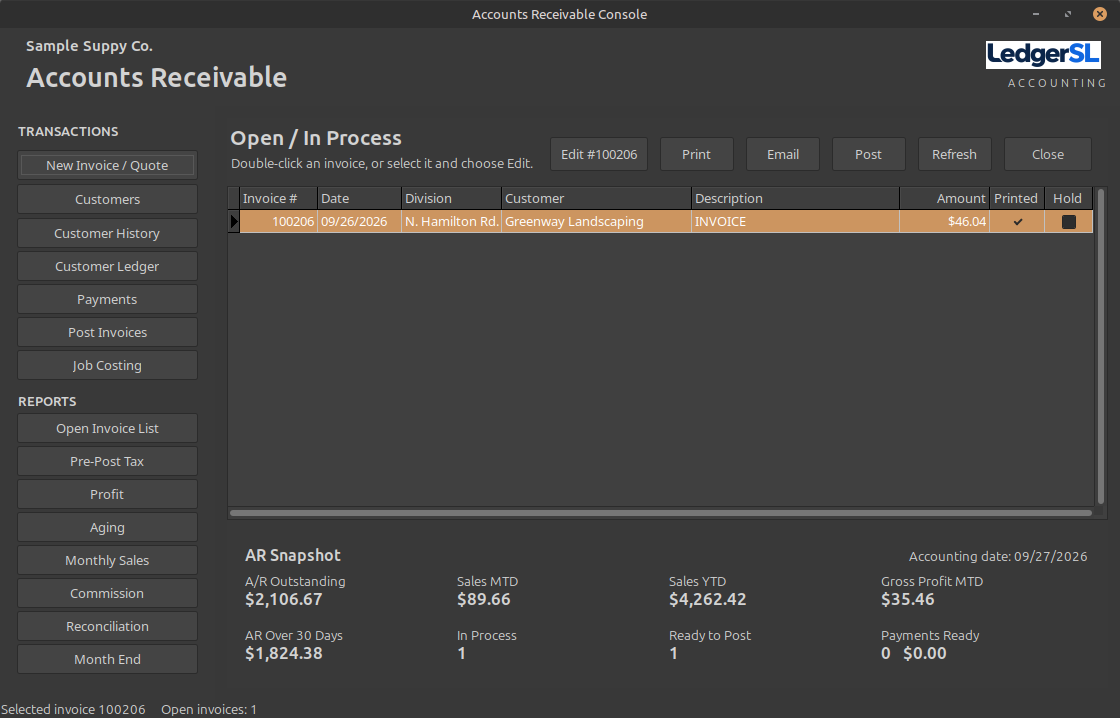 LedgerSL Accounts Receivable Console in Linux Mint's Dark theme, showing the open invoice grid, customer tools, reports, and receivables snapshot